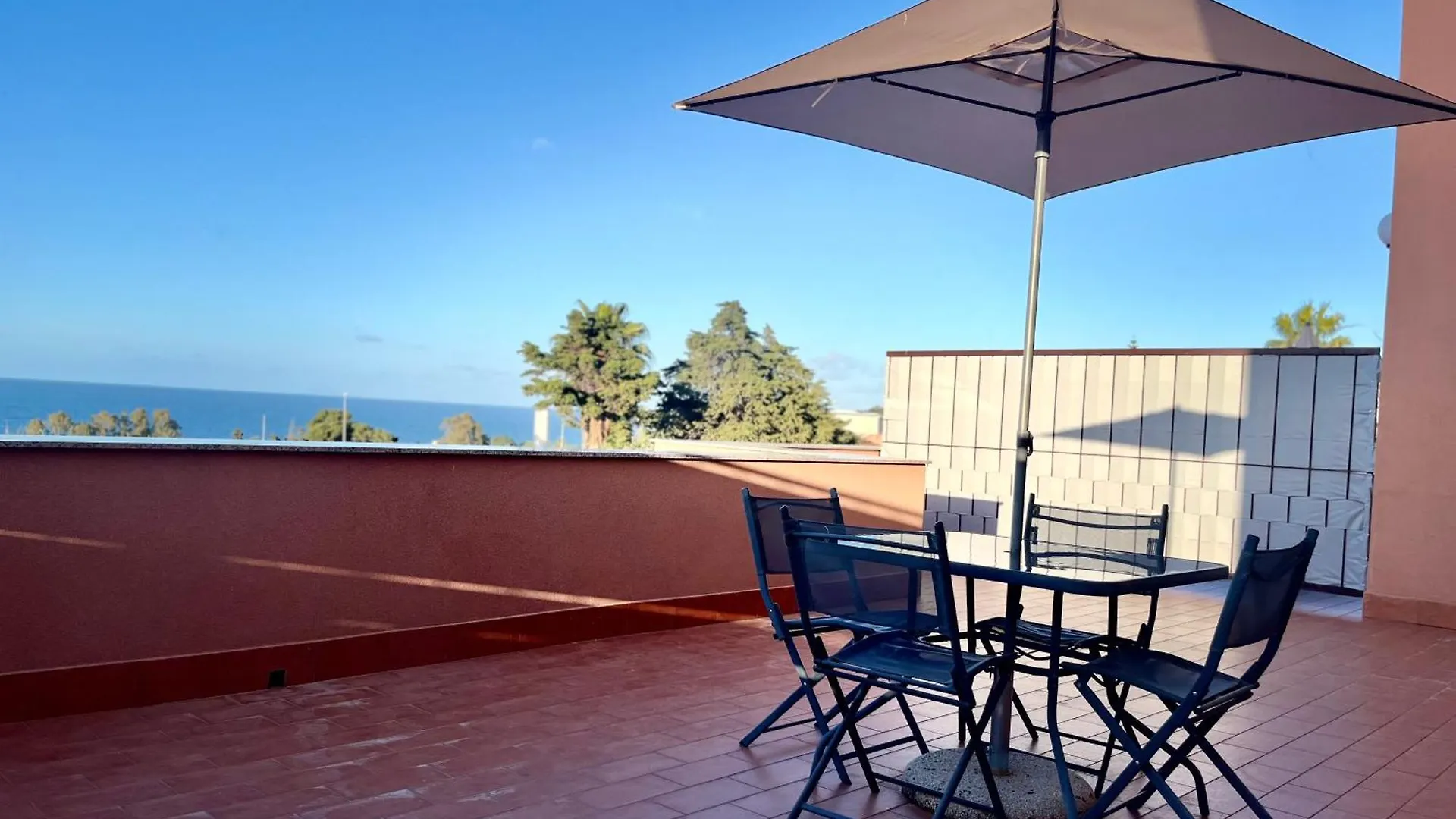 Cefalu Suite 0*,  Italy